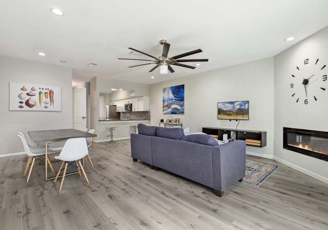 Property at 7627 Cambridge St #7627, Houston, TX 77054, 2 beds, 2.5 baths