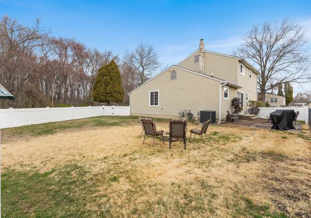 Photo of 112 Carter Ave, Gibbstown, NJ 08027