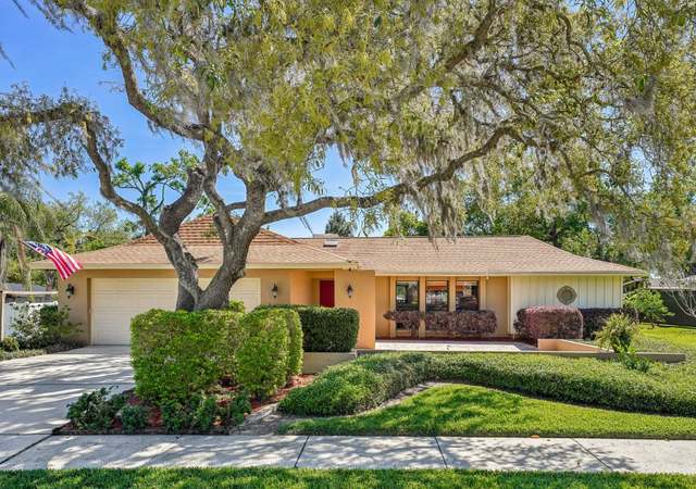Property at 2704 Herndon St, Valrico, FL 33596, 4 beds, 3 baths