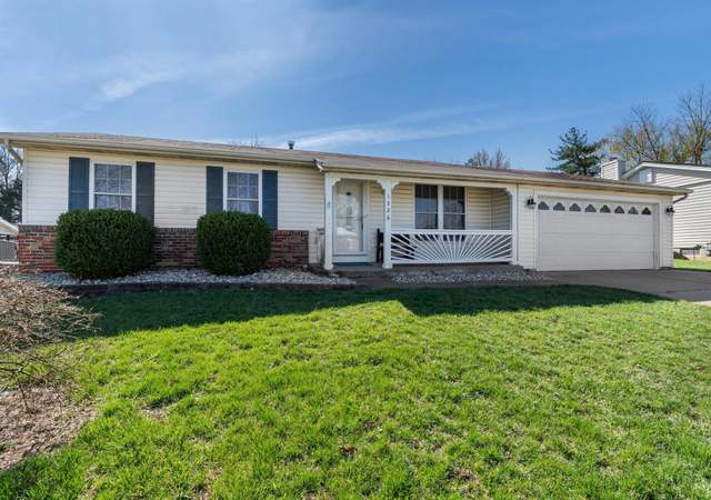 Photo of 1326 Trails Dr, Fenton, MO 63026