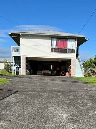 Property at 580 Ainaola Dr, Hilo, HI 96720, 3 beds, 1.5 baths