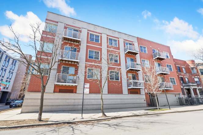 4616 N Kenmore Ave #401, Chicago, IL 60640