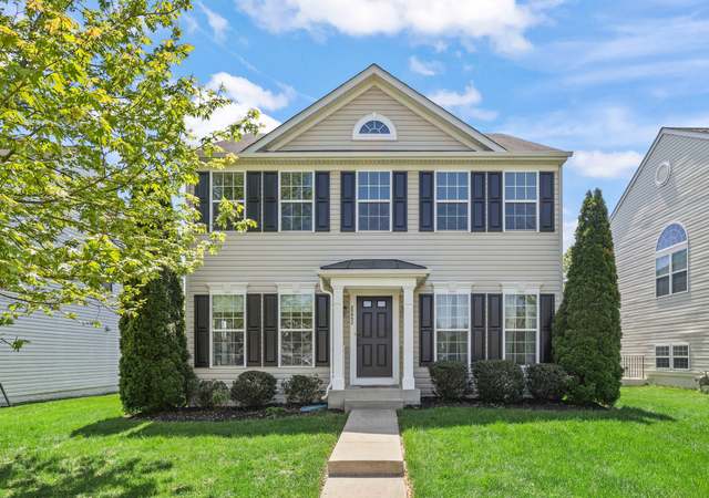 Property at 25932 Kimberly Rose Dr, Chantilly, VA 20152, 4 beds, 2.5 baths