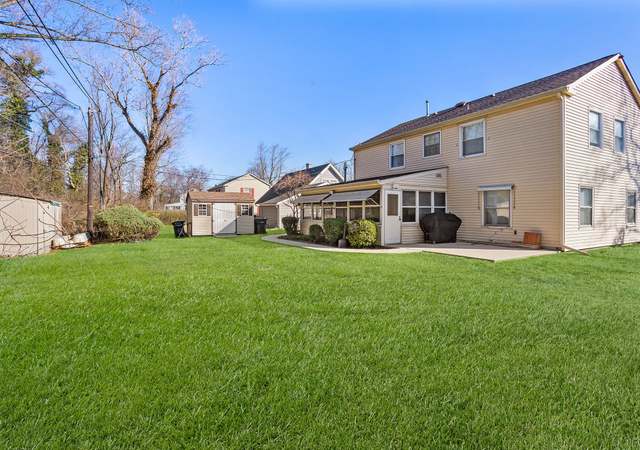Photo of 123 Plumtree Ln, Willingboro, NJ 08046