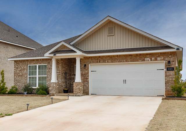Property at 225 Irish Hill Dr, Meridianville, AL 35759, 4 beds, 3 baths