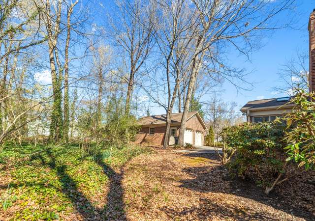Photo of 1605 Bearhollow Rd, Greensboro, NC 27410