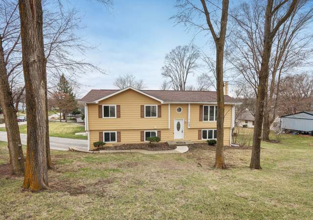 Property at 754 Willow St, Lake In The Hills, IL 60156, 3 beds, 2 baths