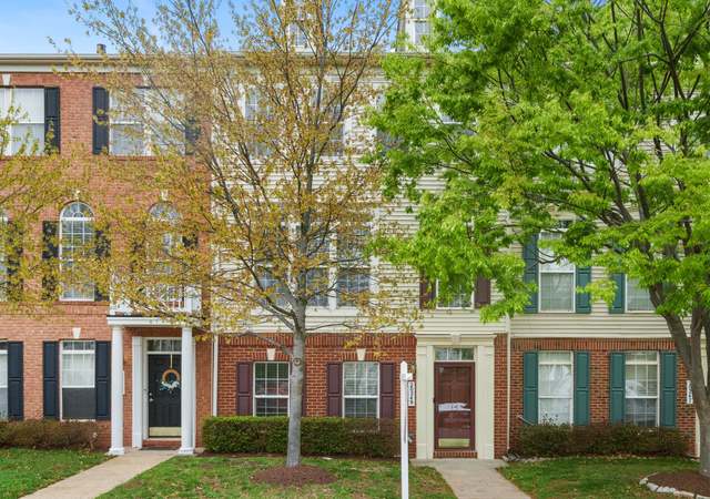 Property at 20249 Mohegan Dr, Ashburn, VA 20147, 4 beds, 3.5 baths
