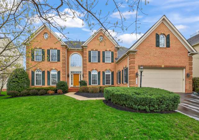 Property at 19126 Dalton Points Pl, Leesburg, VA 20176, 5 beds, 5.5 baths
