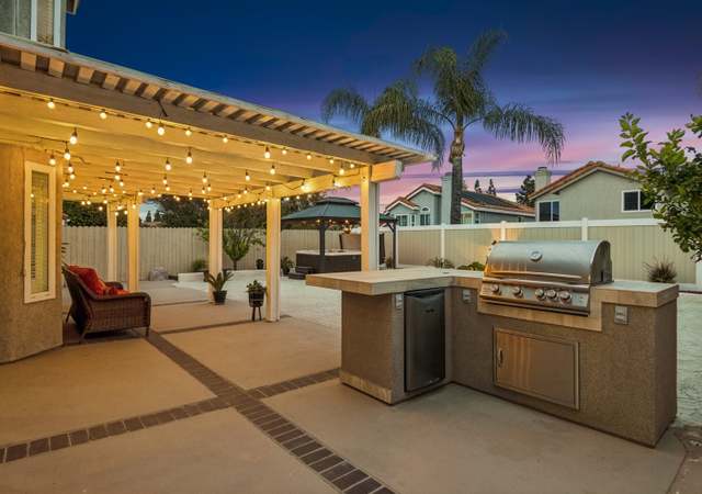 Photo of 2145 Lenita Cir, Corona, CA 92882