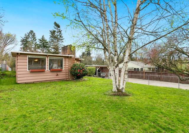 Property at 837 SW 125th St, Seattle, WA 98146, 3 beds, 1 bath