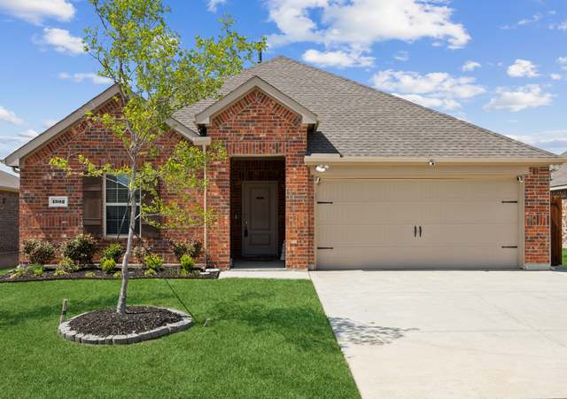 Property at 1302 Colonial Bluff Ln, Princeton, TX 75407, 4 beds, 2 baths