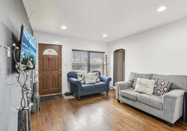 Photo of 420 Bellwood Ave, Hillside, IL 60162