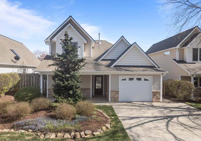 Property at 34 Beekeeper Trl, Swannanoa, NC 28778, 3 beds, 3 baths