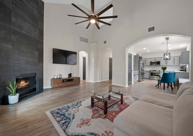 Photo of 121 Gainer Dr, Hutto, TX 78634