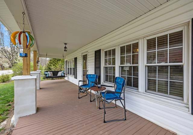 Photo of 1266 Crabtree Rd, Waynesville, NC 28785