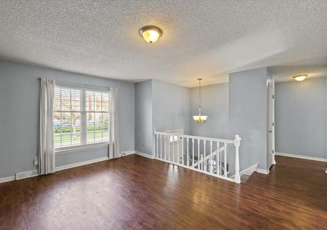 Photo of 9115 Park St, Lenexa, KS 66215