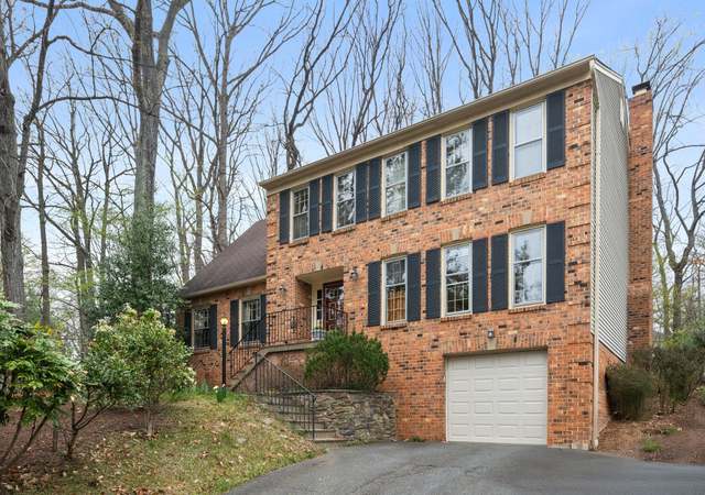 Property at 11506 Purple Beech Dr, Reston, VA 20191, 5 beds, 3.5 baths