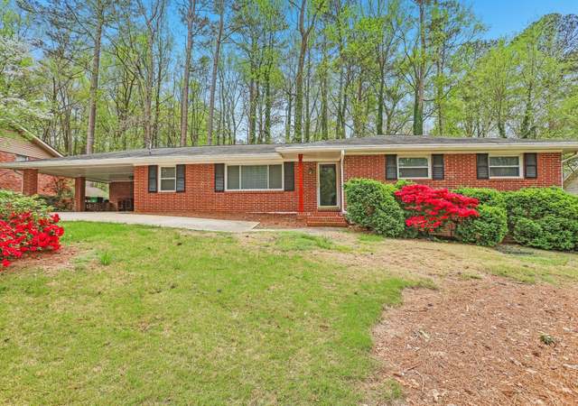 Property at 1933 Silvastone Dr, Decatur, GA 30033, 3 beds, 2 baths