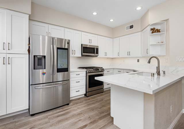 Property at 12530 Heatherton Ct #31, San Diego, CA 92128, 3 beds, 2.5 baths