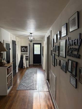Property at 111 N Apple St, Searcy, AR 72143, 2 beds, 2 baths
