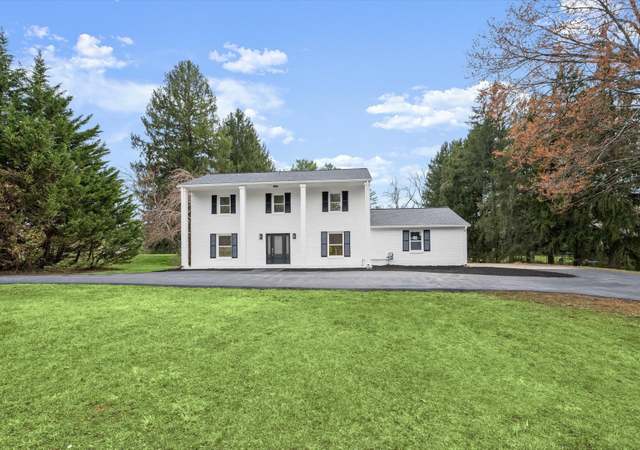 Property at 9828 Watts Branch Dr, Rockville, MD 20850, 4 beds, 4.5 baths