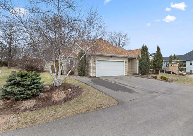 Photo of 10326 Lee Dr, Eden Prairie, MN 55347