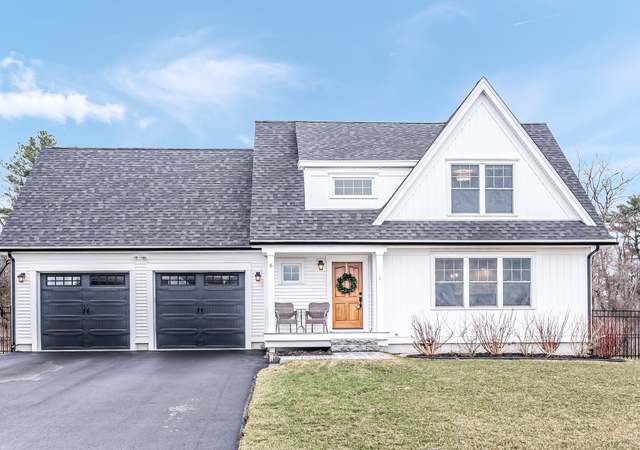 Property at 6 Skyview Dr, Kittery, ME 03904, 3 beds, 2.5 baths