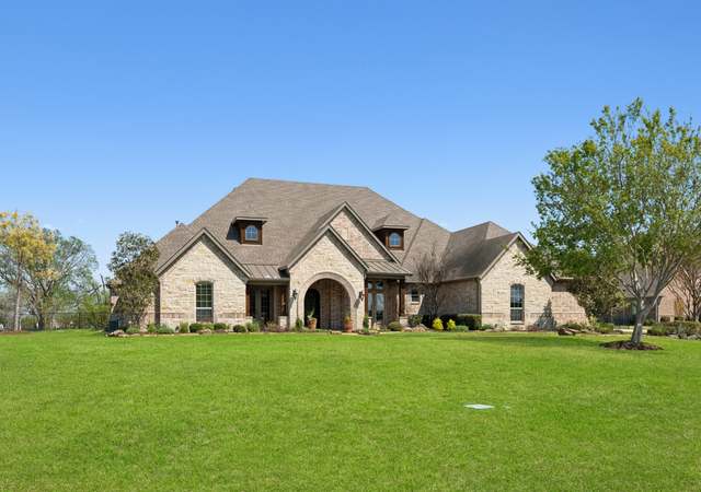Property at 1000 Highland Dr, Lucas, TX 75002, 4 beds, 4.5 baths
