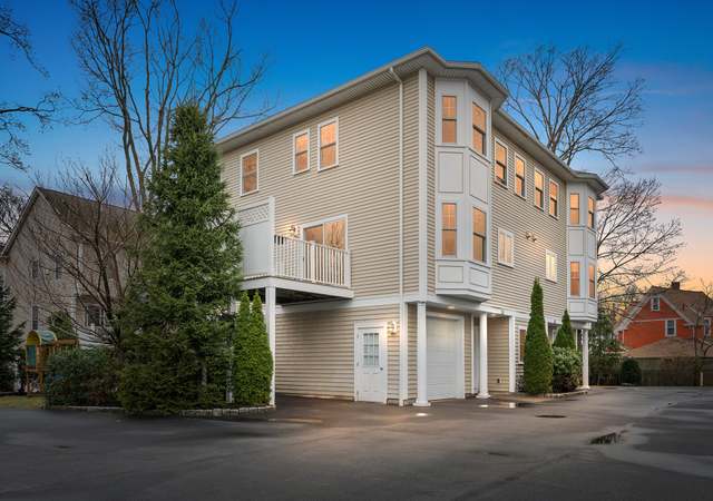 Photo of 73 South St #1, Waltham, MA 02453