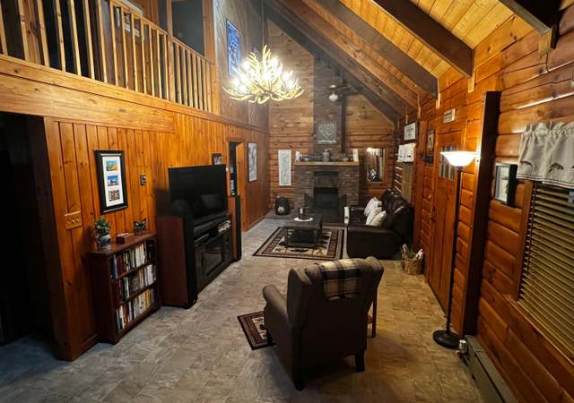 Property at 152 Sweenie Fields Rd, Schroon Lake, NY 12870, 3 beds, 2.5 baths