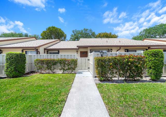 Property at 1022 Green Pine Blvd Unit E, West Palm Beach, FL 33409, 2 beds, 2 baths