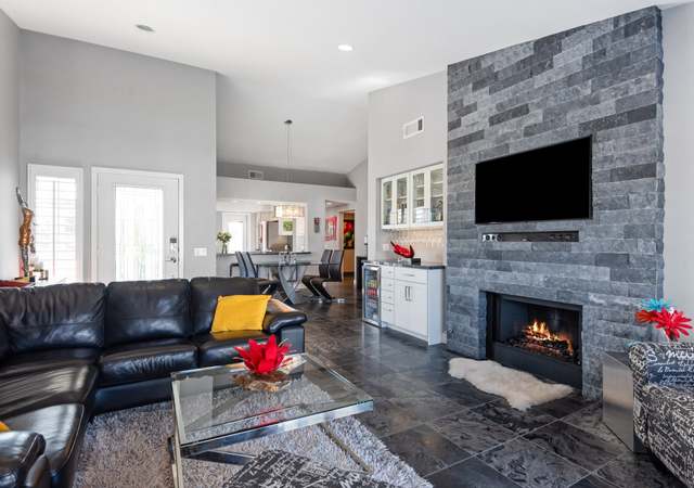 Property at 153 Desert Falls Dr E, Palm Desert, CA 92211, 2 beds, 2 baths