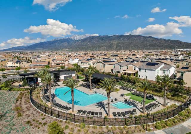Property at 16540 Wyndham Ln #10, Fontana, CA 92336, 2 beds, 2.5 baths