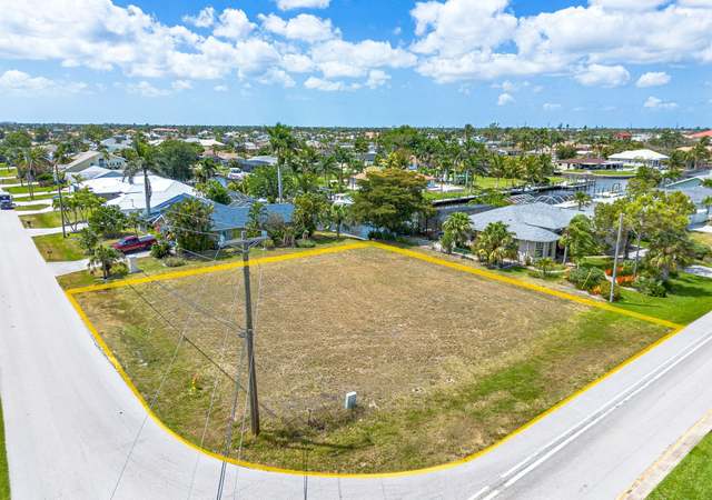 Photo of 2014 Everest Pkwy, Cape Coral, FL 33904