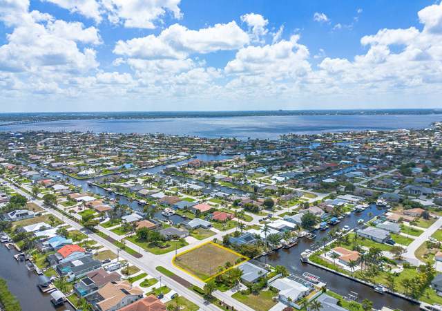 Photo of 2014 Everest Pkwy, Cape Coral, FL 33904