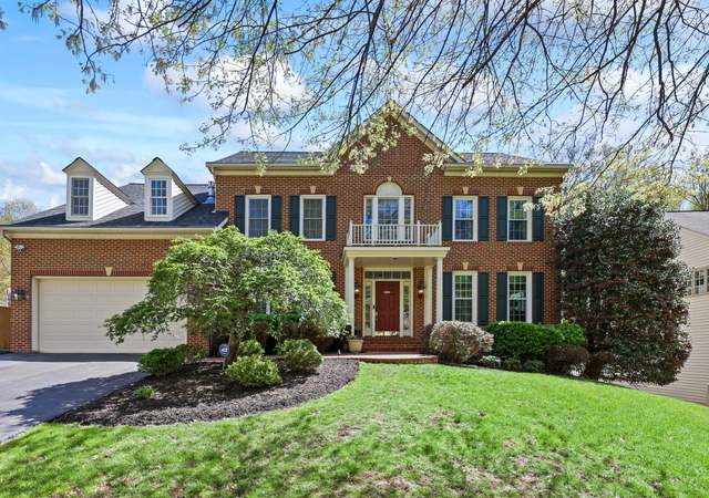 Property at 16475 Hayes Ln, Woodbridge, VA 22191, 5 beds, 4.5 baths