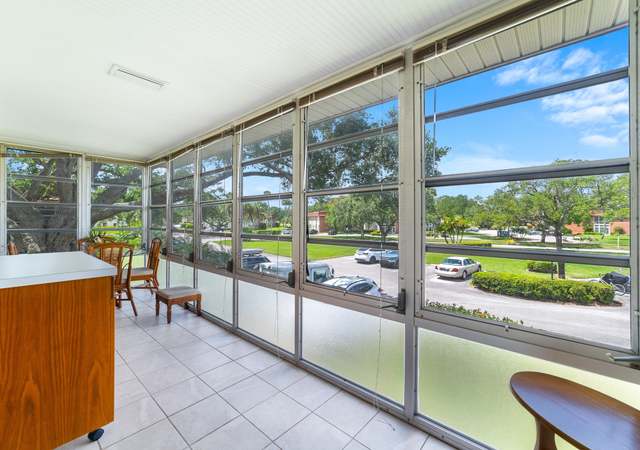 Photo of 8 Vista Palm Ln #202, Vero Beach, FL 32962