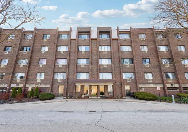 Property at 4624 N Commons Dr #104, Chicago, IL 60656, 1 bed, 1 bath