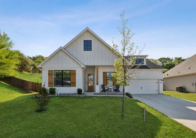 Property at 816 E Jockey, Willow Park, TX 76087, 4 beds, 3 baths