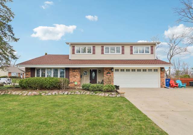 Property at 134 Sumac Ct, Schaumburg, IL 60193, 4 beds, 2.5 baths