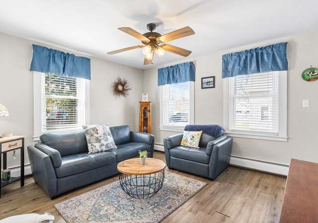 Photo of 6 E 2nd St Unit B, Sutton, MA 01590