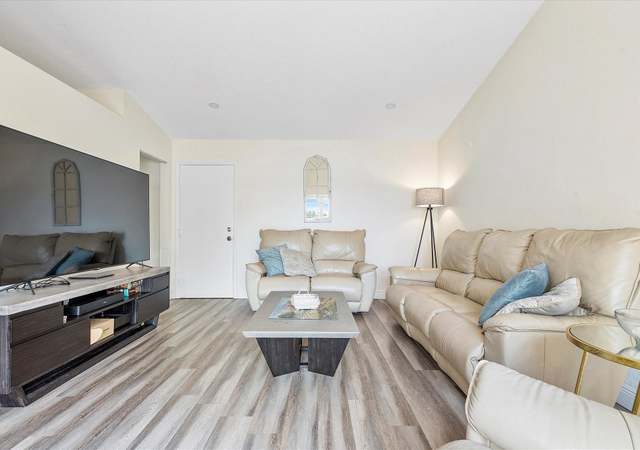 Photo of 6340 NW 198th Ter, Hialeah, FL 33015
