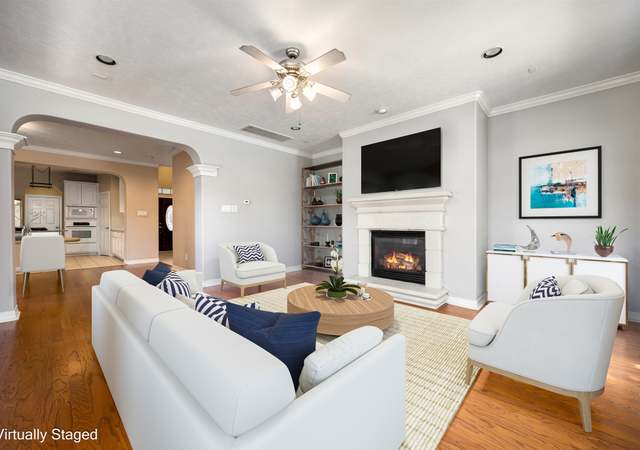 Property at 8007 Creede Dr, Houston, TX 77040, 3 beds, 3.5 baths