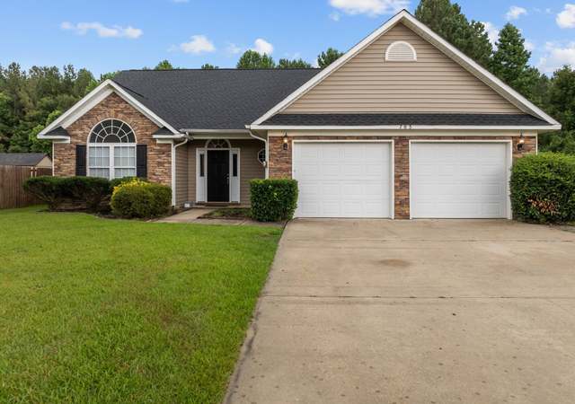Property at 705 Fairfield Cir, Raeford, NC 28376, 4 beds, 3 baths