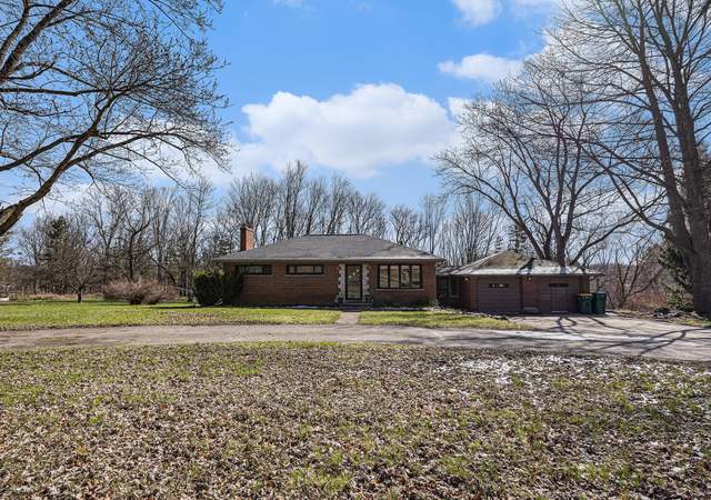 Property at 2289 Adams Rd, Oakland, MI 48363, 3 beds, 2 baths