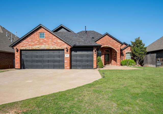 Property at 3917 Normandy Rd, Edmond, OK 73013, 4 beds, 2 baths