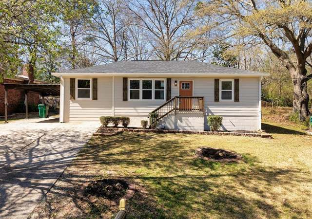 Property at 2215 Gordon Cir SE, Smyrna, GA 30080, 3 beds, 2 baths