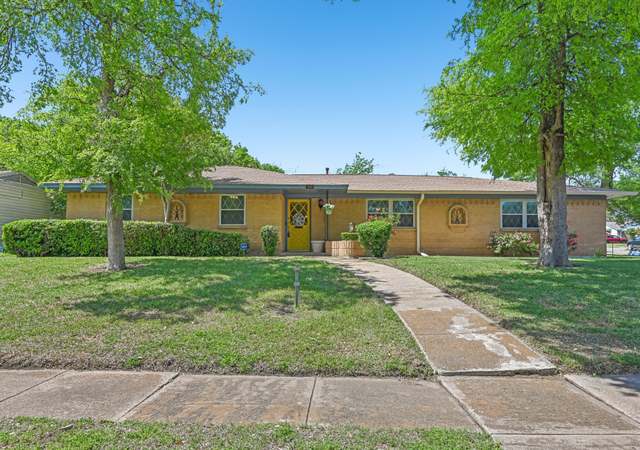 Property at 1909 Western Park Dr, Dallas, TX 75211, 3 beds, 2 baths