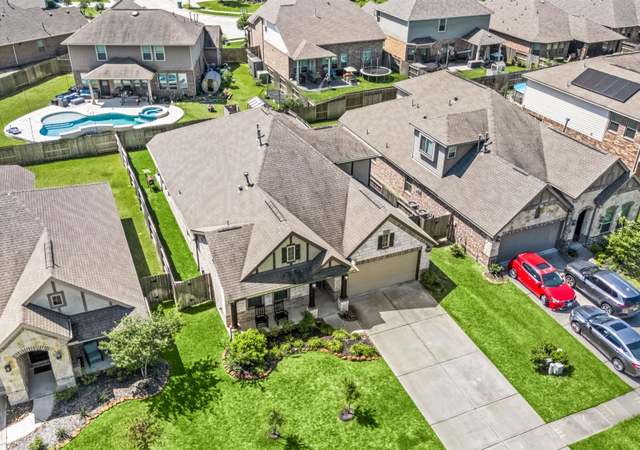 Property at 23730 Juniper Valley Ln, New Caney, TX 77357, 3 beds, 3.5 baths